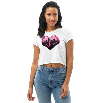 EzPanda™ Pulse: Graffiti-Style Heartbeat Women's Crop Tee